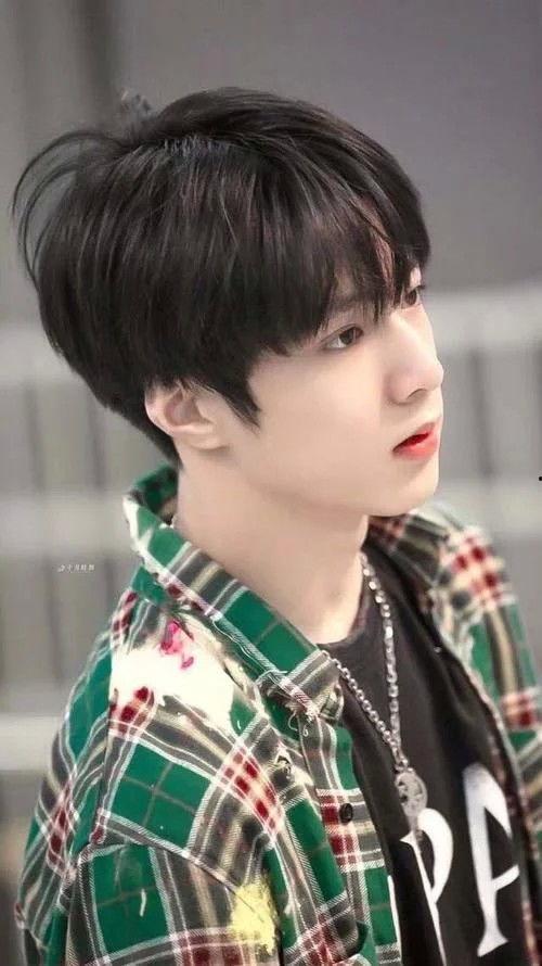 娱乐吃瓜酱刘耀文,娱乐吃瓜酱中的璀璨星辉  第1张